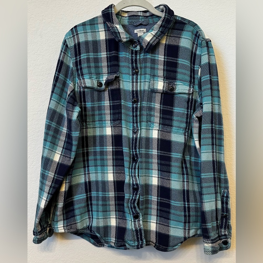 L.L.Bean Teal Navy Plaid Heavy Flannel Shirt Jacket • Cozy Outdoor Classic